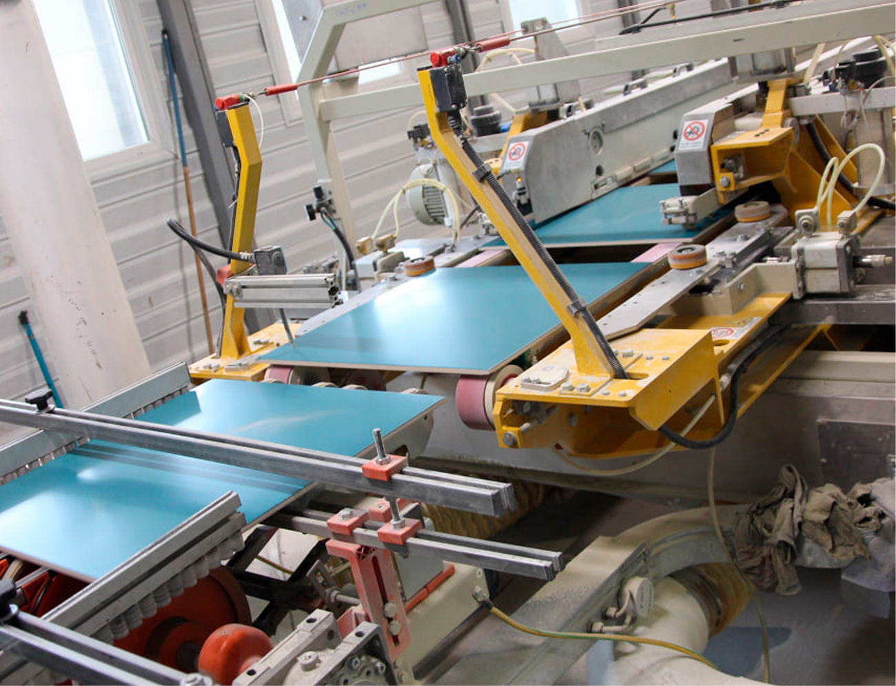 Процесс ректификации керамогранитных плит